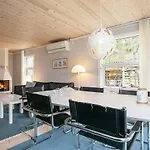 6 Person In Vaeggerlose-by Traum بيت للعطل Bøtø By