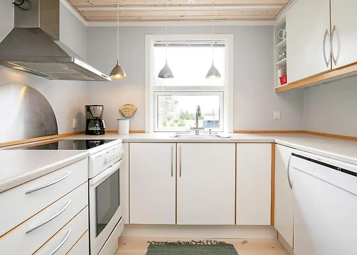 Prázdninový dům 6 Person In Vaeggerlose-by Traum *